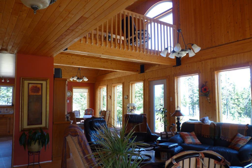 Gite De La Riviere Bed & Breakfast ชิบูกาโม ภายนอก รูปภาพ